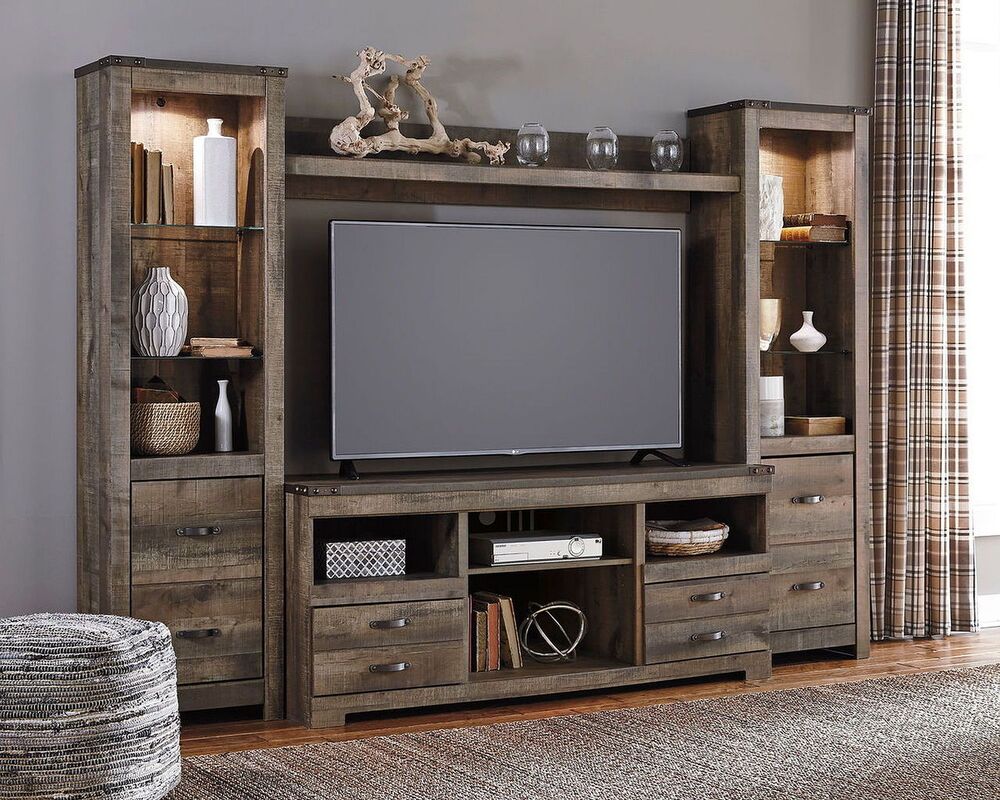Family Entertainment Center with a tv in the middle